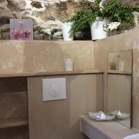 Bergerie Confort L'immortelle * Saint-Florent (Corsica)